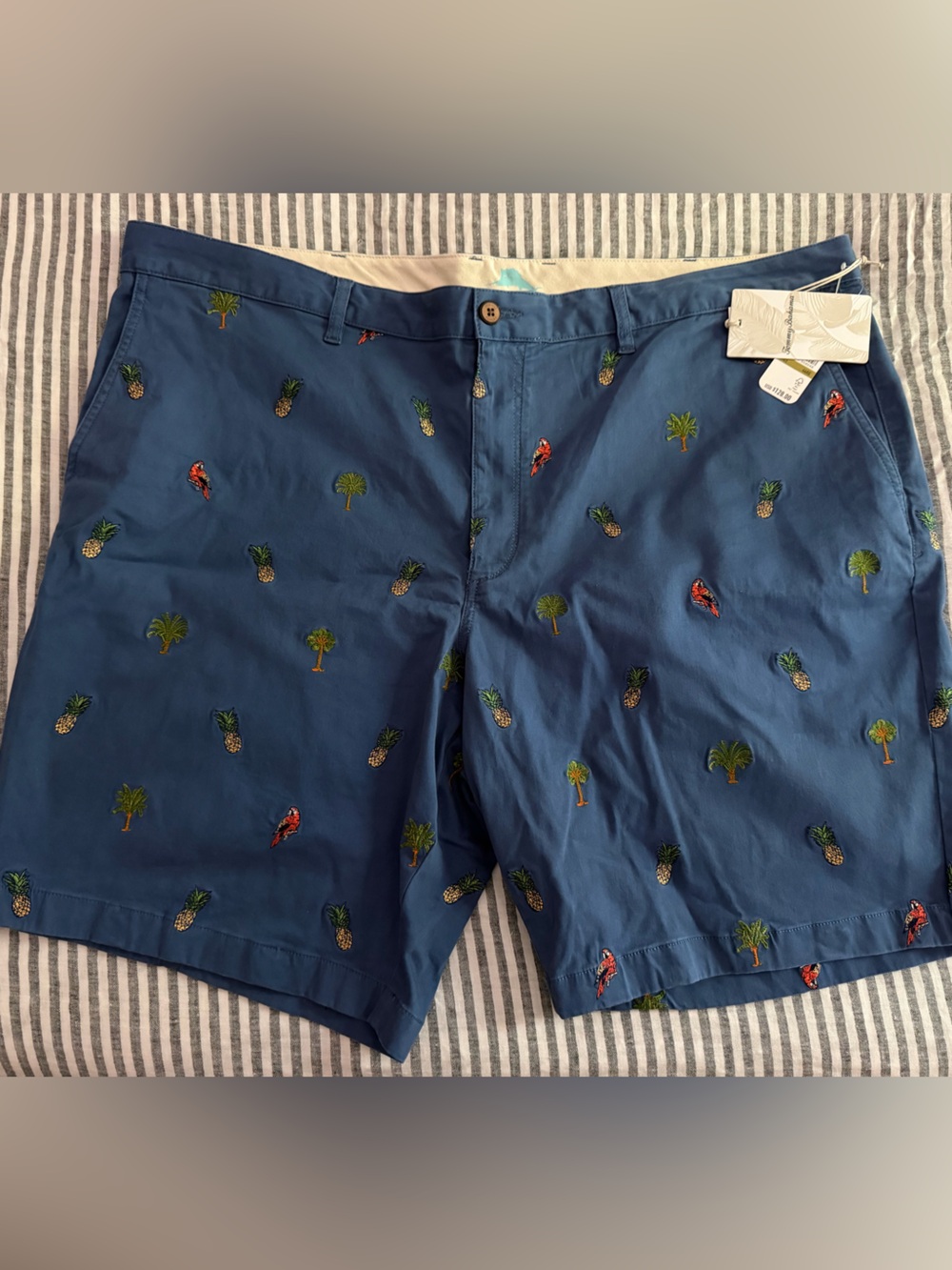 Tommy Bahama mens big & tall Pineapple & Palm Embroidered Flat Front Shorts
